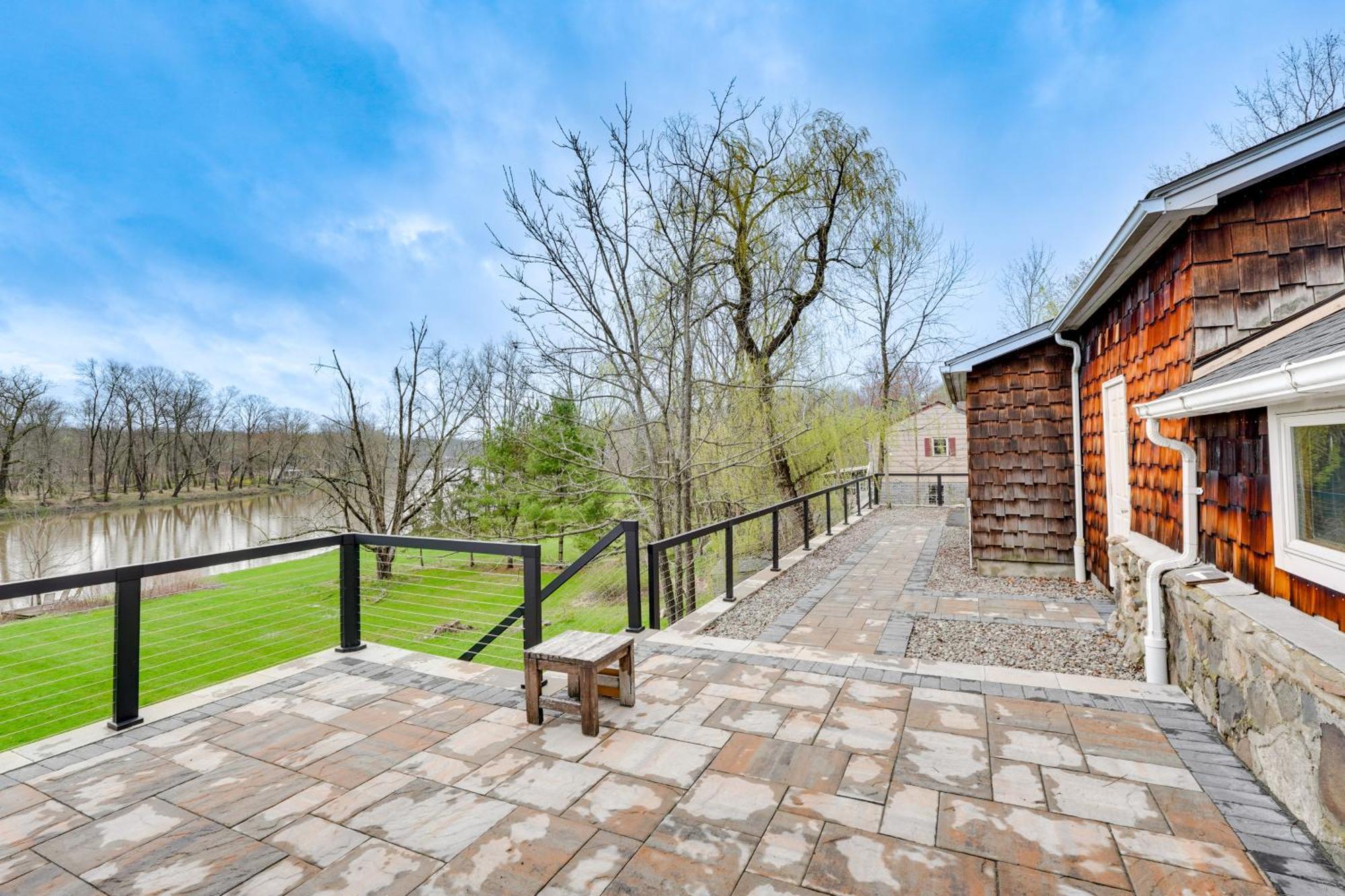 Cozy Upstate Studio With Walkill River Views! New Paltz Kültér fotó