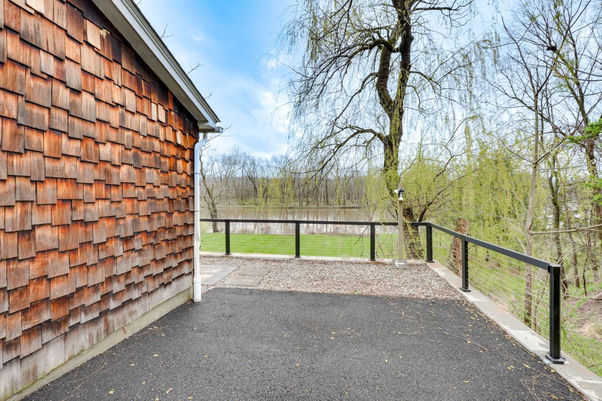 Cozy Upstate Studio With Walkill River Views! New Paltz Kültér fotó